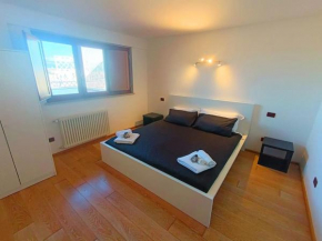 [10 min to city center] Luxury Panoramic Penthouse